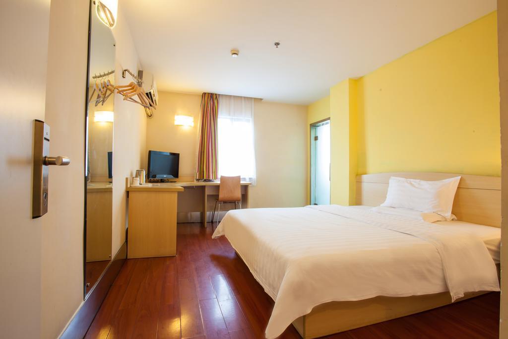 7Days Inn Shenzhen Shajing Shiming Square Room photo